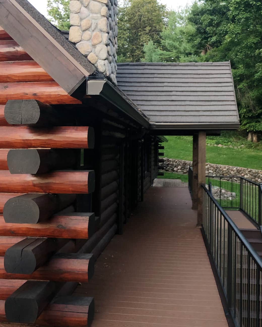 Wraparound deck