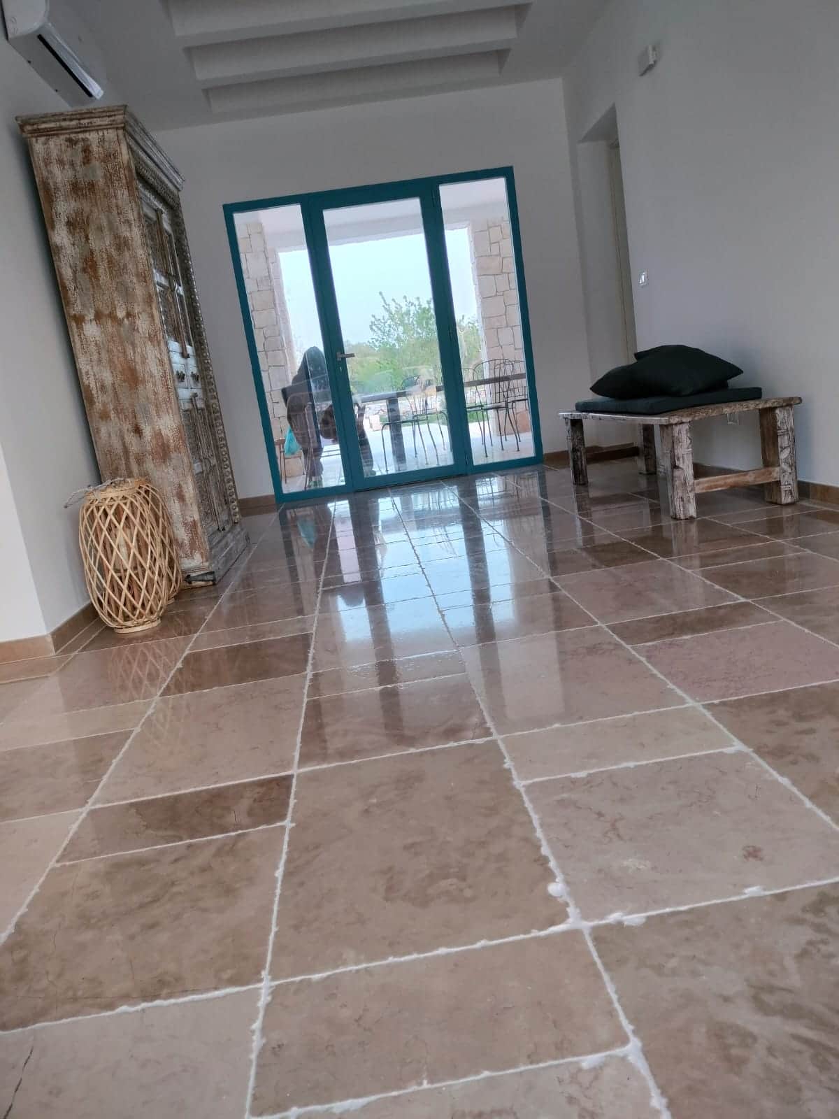 Villa corridoio5