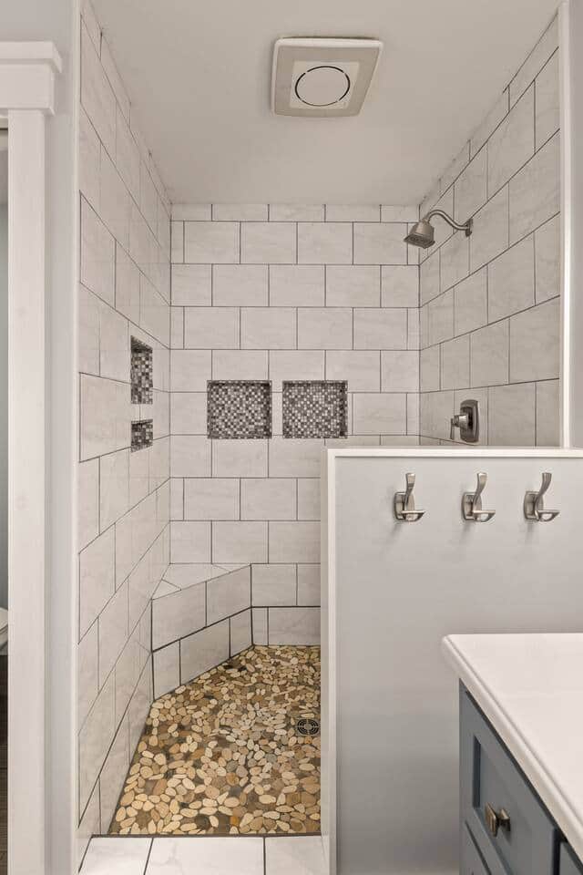 There's nothing like a hot shower after a long day exploring the outdoors. This luxurious walk-in shower is spacious with plenty of room for your toiletries.