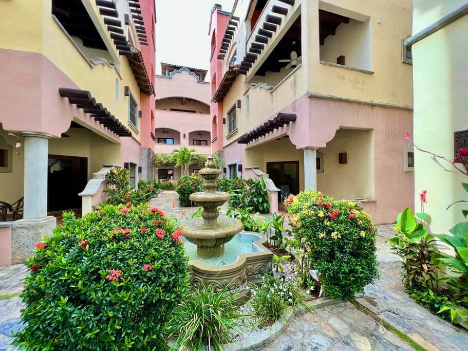 Mission Gate 5B West Bay Apartment in West Bay