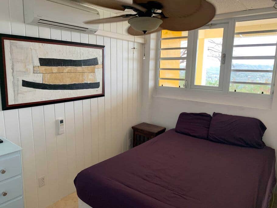 Queen size bed