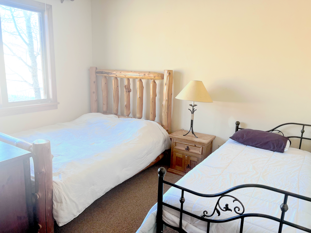 Bunkhouse 2nd Bedroom 1