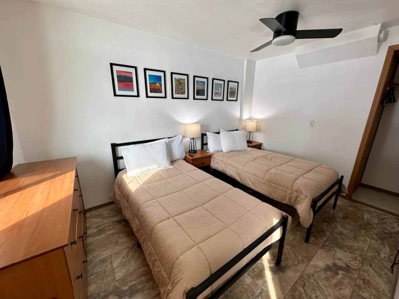 Sockeye Twin Bedroom