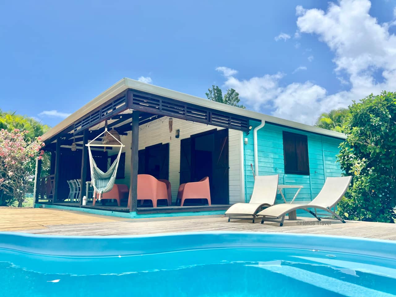La villa Tara depuis la piscine