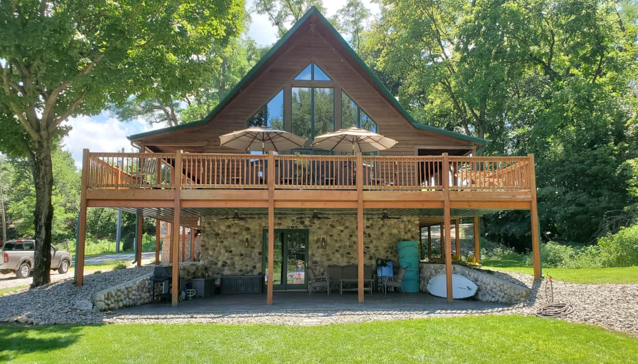 Lakeside Exterior