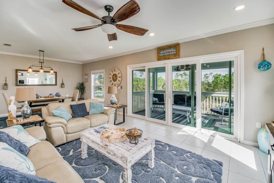 Enjoy yourselves on our comfortable leather couches or screened patio.