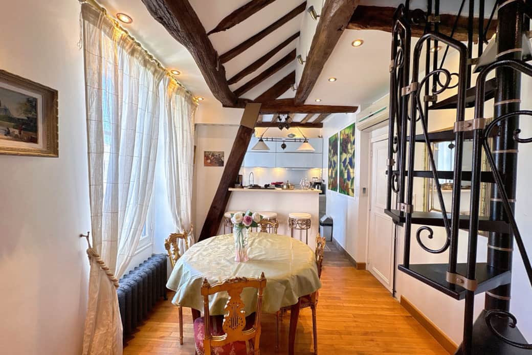 702f8f55 54bc 4c0e a3c1 cc1bb5c611e3