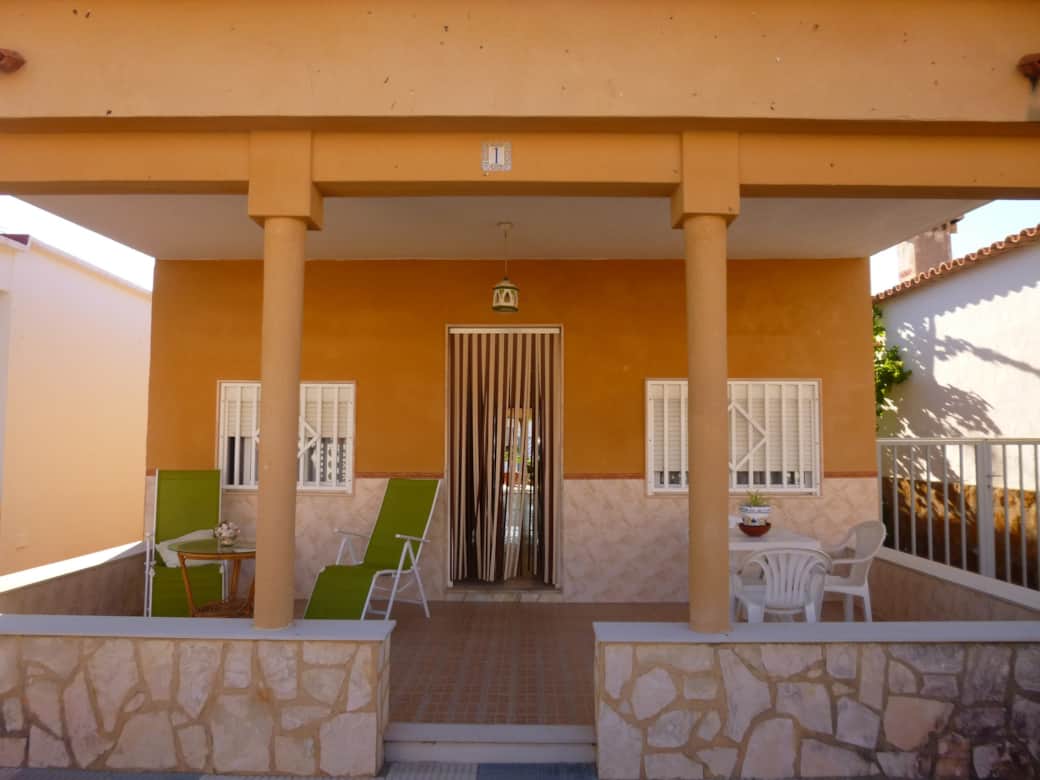 Façade - olivamar.com Façade - olivamar.com