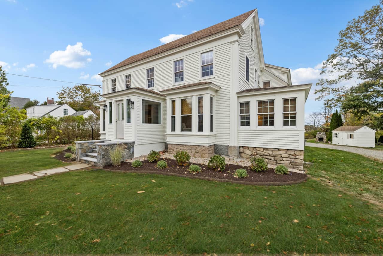 Historic Cape Porpoise Town Center Home