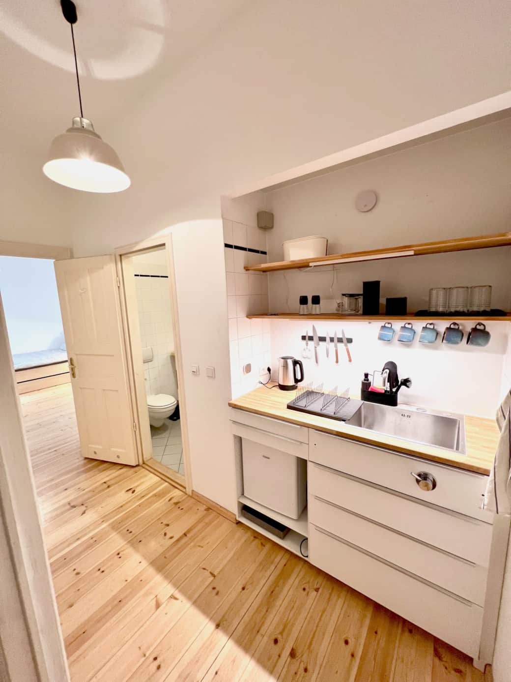 kitchenette kitchenette