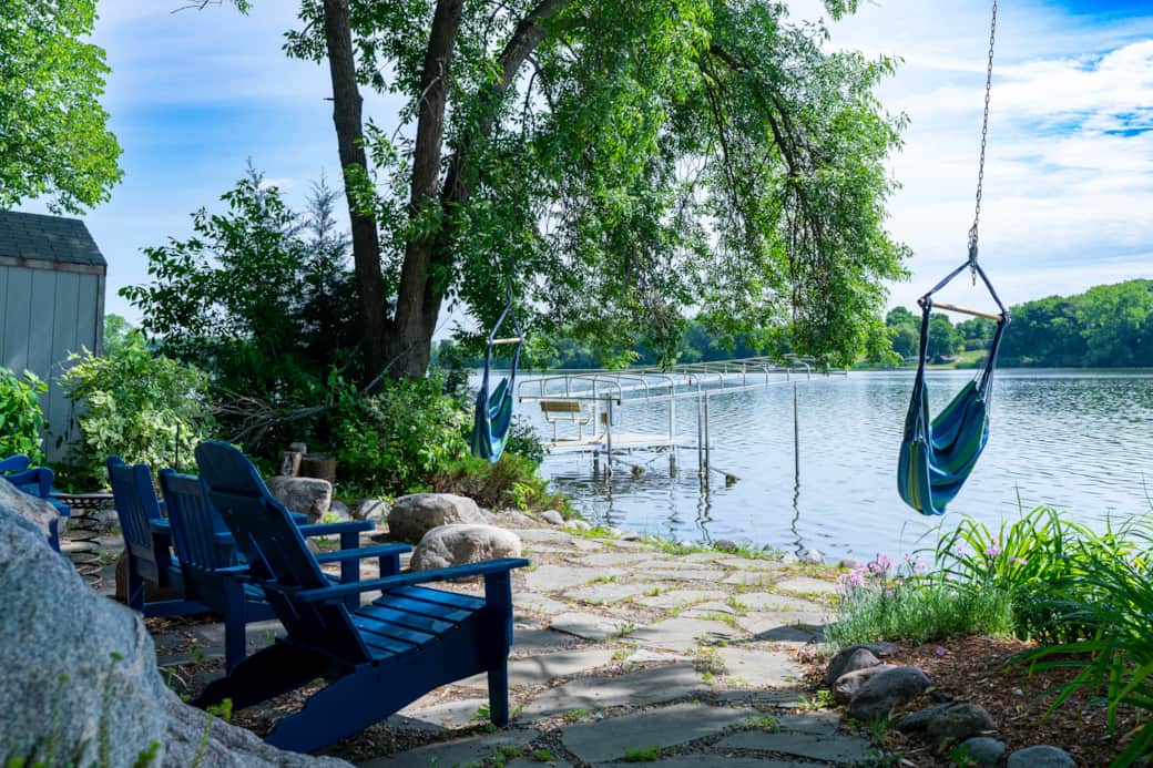 Sitting & Fire Pit Area on the Lake