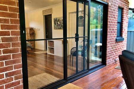 Spacious living room