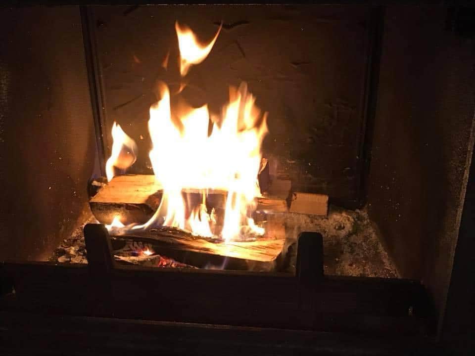 Feu 1 et cheminée