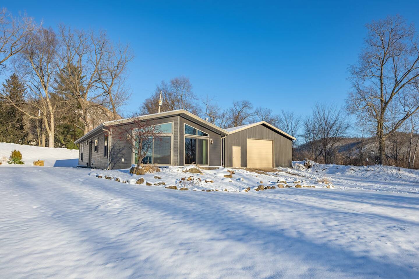 Copper Creek Getaway Sleeps 6 Hot Tub