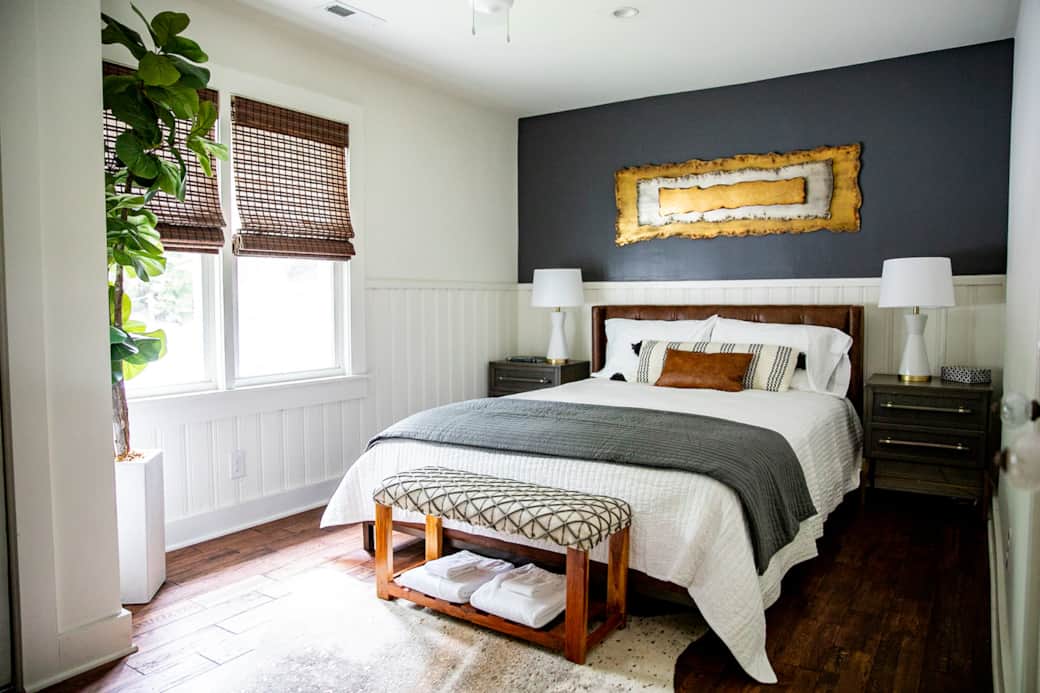 Queen bedroom