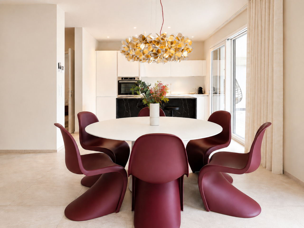 Dining space and kitchen_2