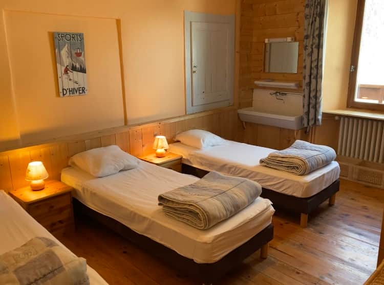 Chambre Capucine (3 lits simples, 1 lit superposé)