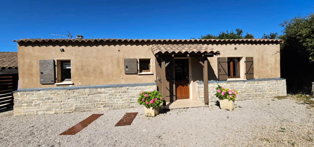2025-07-29 Entrée Gîte Lou Serre 2 (2)