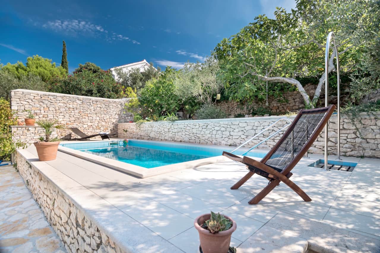 Lorena Guesthouse - Charme Holidays