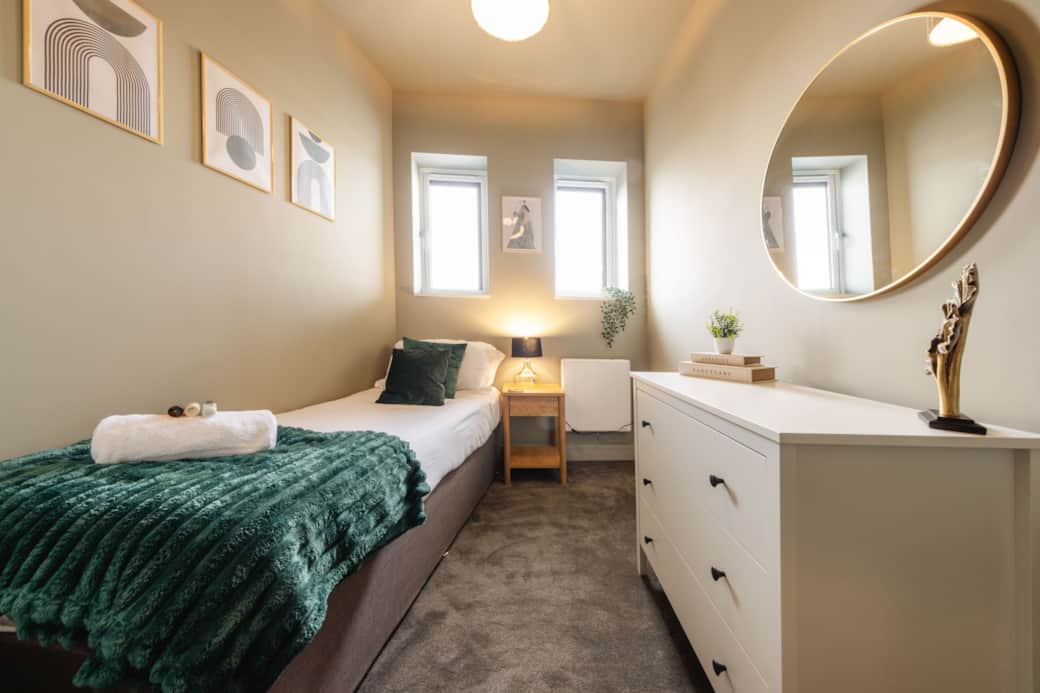 W-o-T High St Apt One © Oilvier Burnside 2026-4