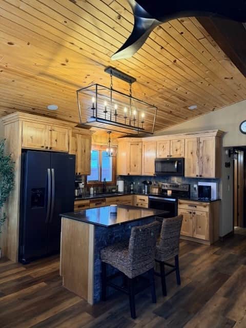 New kitchen - fully stocked