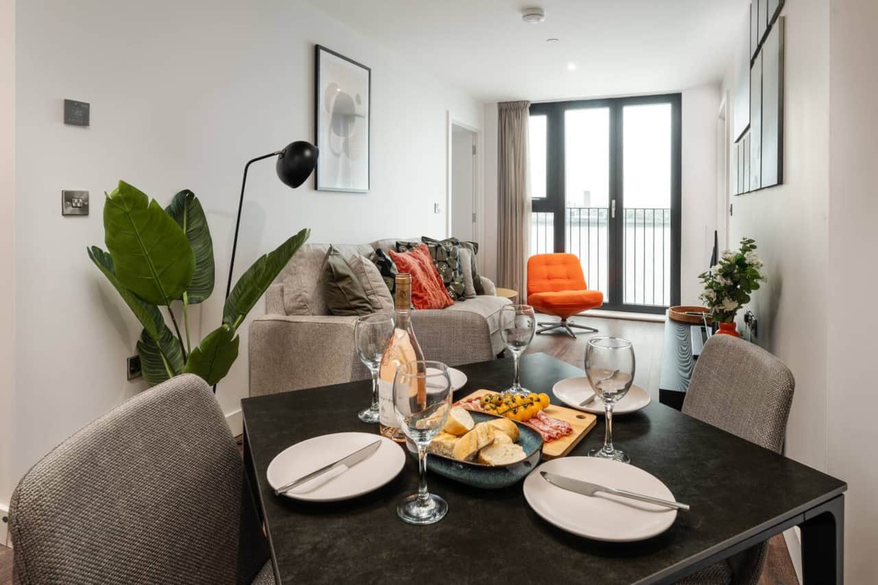 Dining table for 4 people