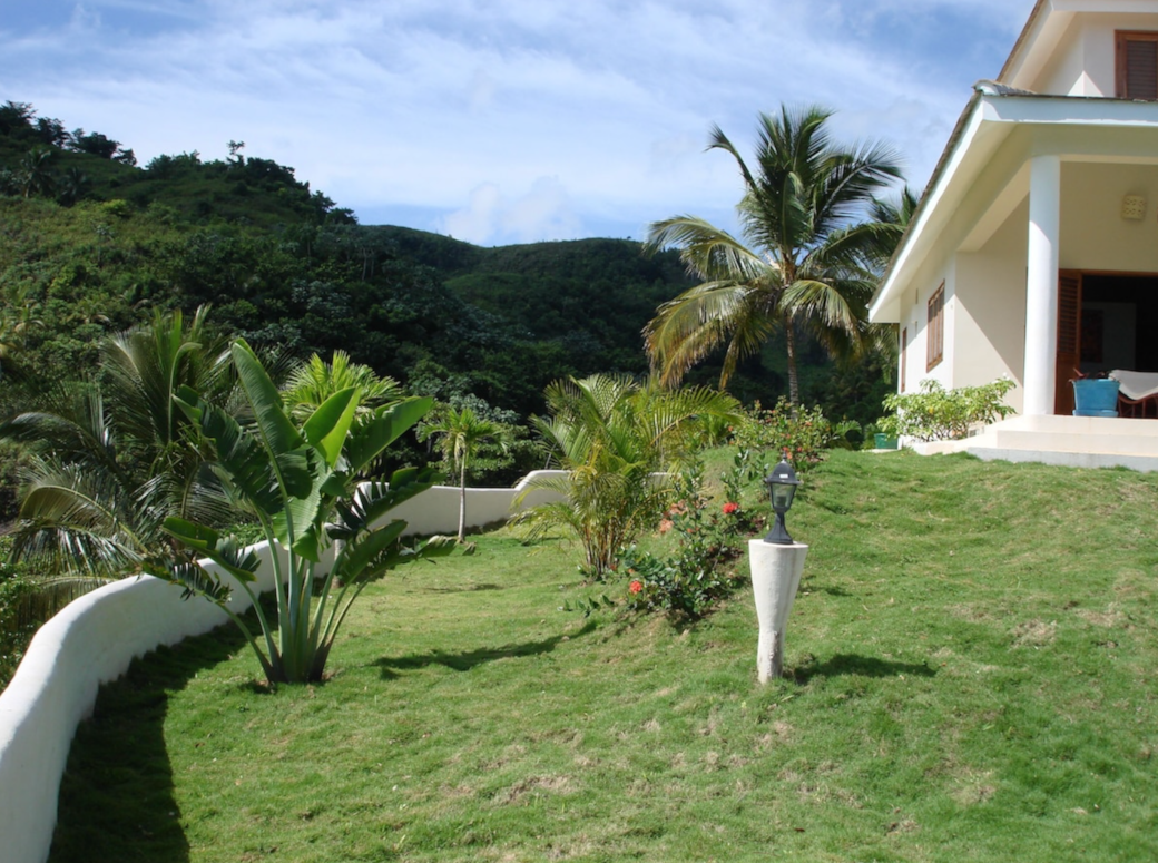 Garden on side of the House