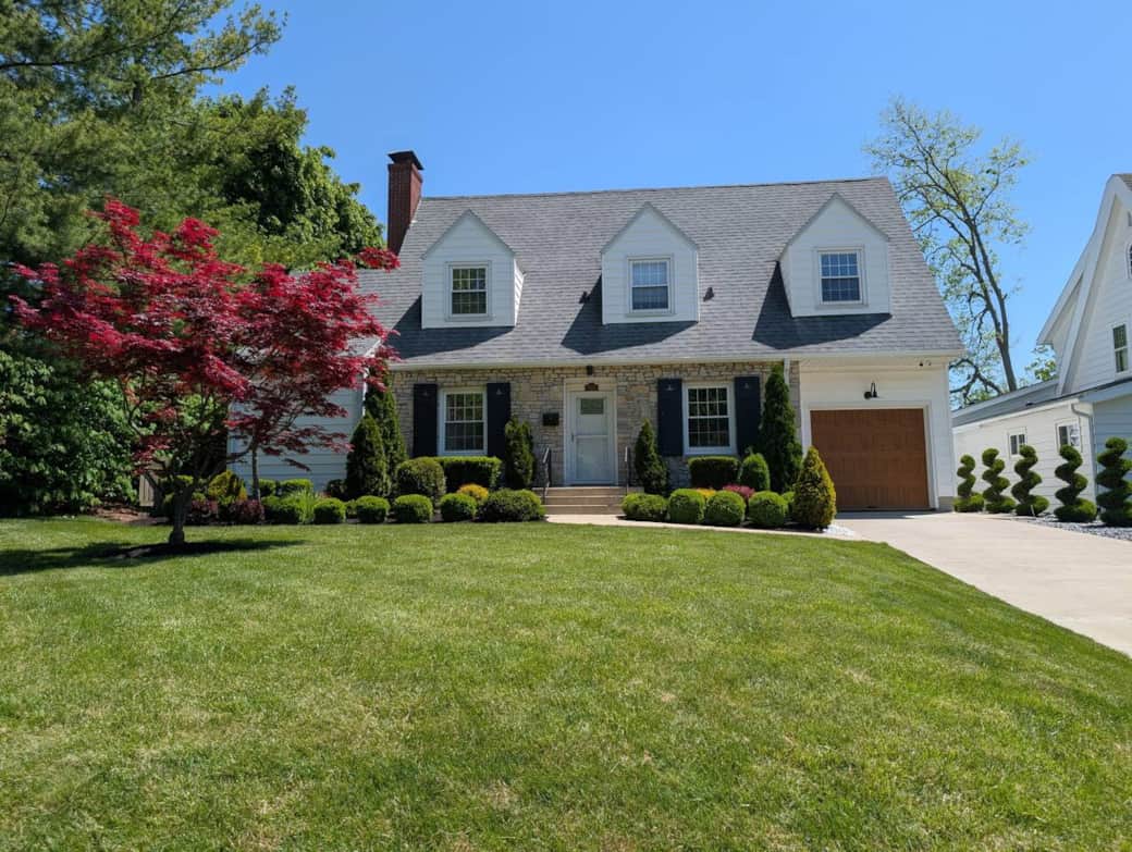Beautiful Historical Cape Cop Exterior 