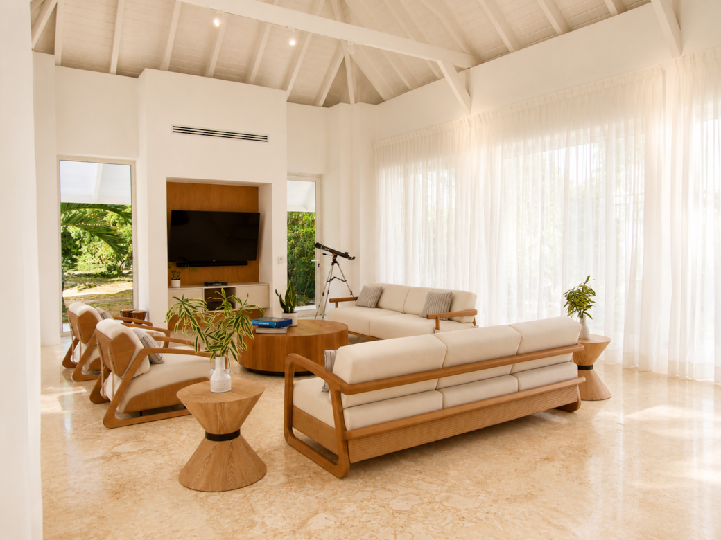 Living room - Left Living room - Left