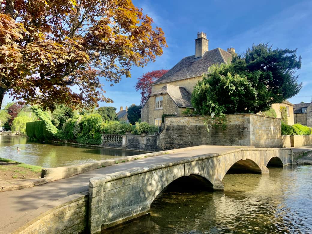 Coronation footbridge Coronation footbridge