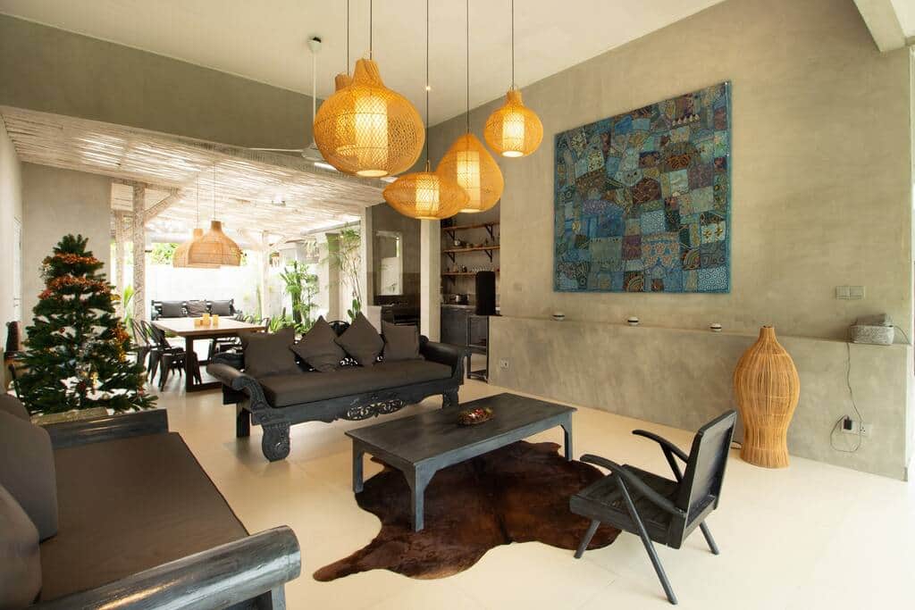Spacious Open Living Space Overlooking Garden and Sunset