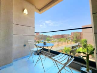 Appt de Luxe avec Terrasse, Piscine & Parking — photo 2