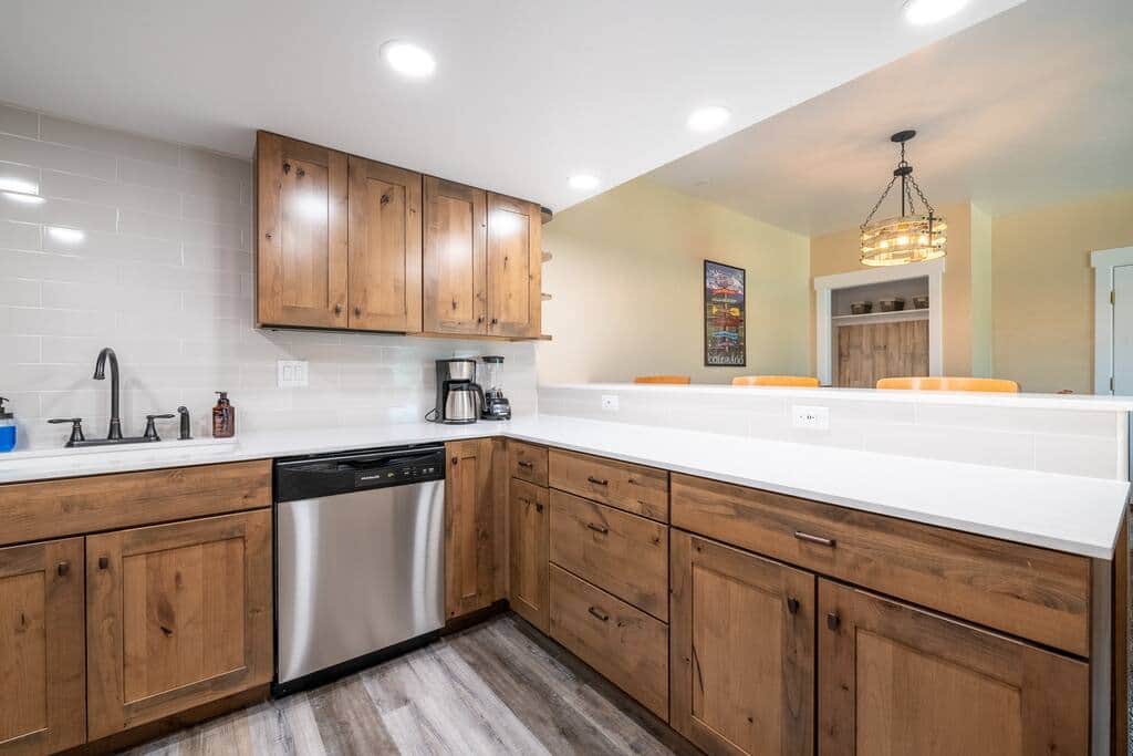 Steamboat Dream Vacation - Rockies 2 Bedroom/2 Bath Condo - Newly Remodeled 