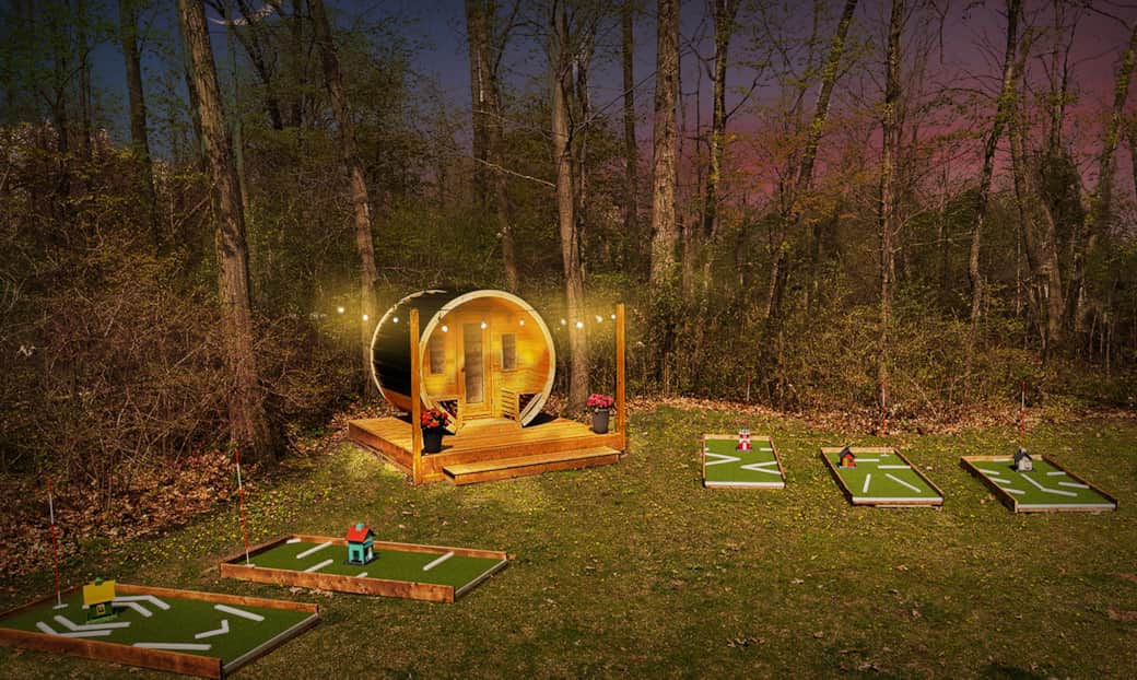 Five mini-golf stations in the backyard for endless family entertainment! Five mini-golf stations in the backyard for endless family entertainment!