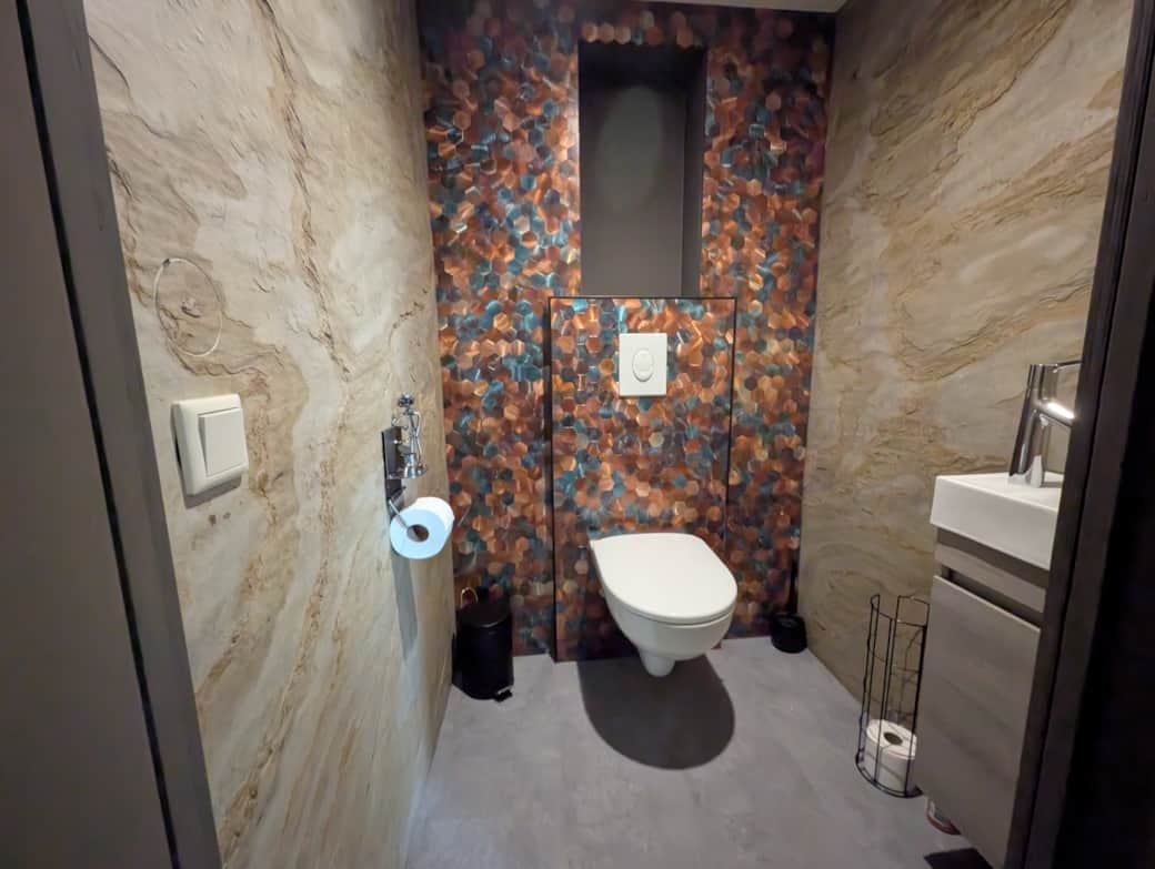 PXL 20250825 134103667