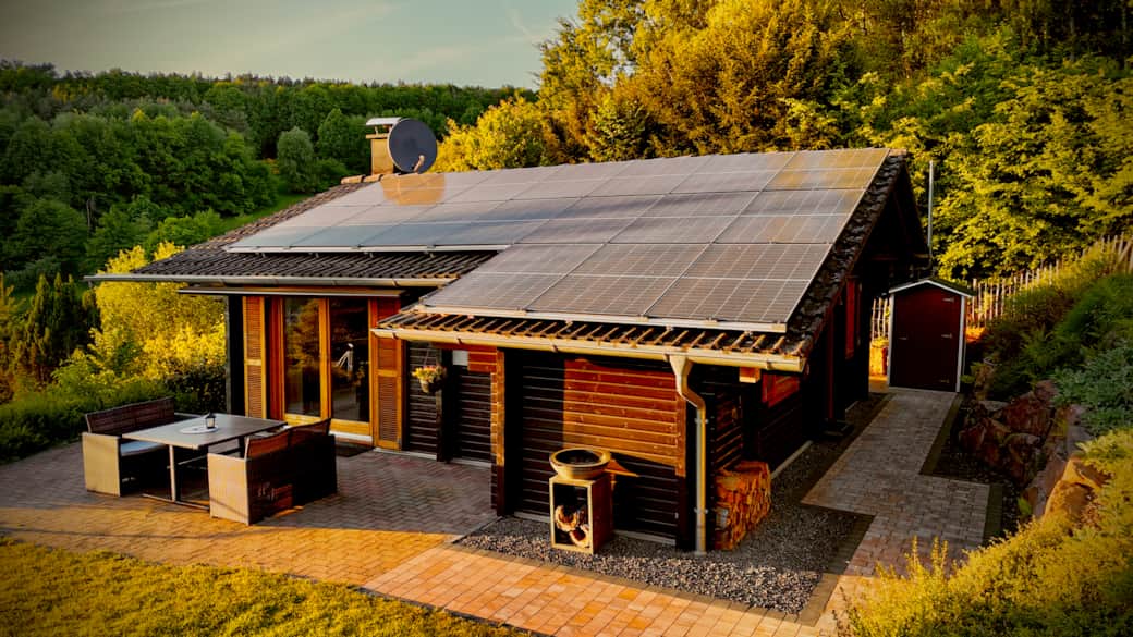 CHALET EINS in der Abendsonne