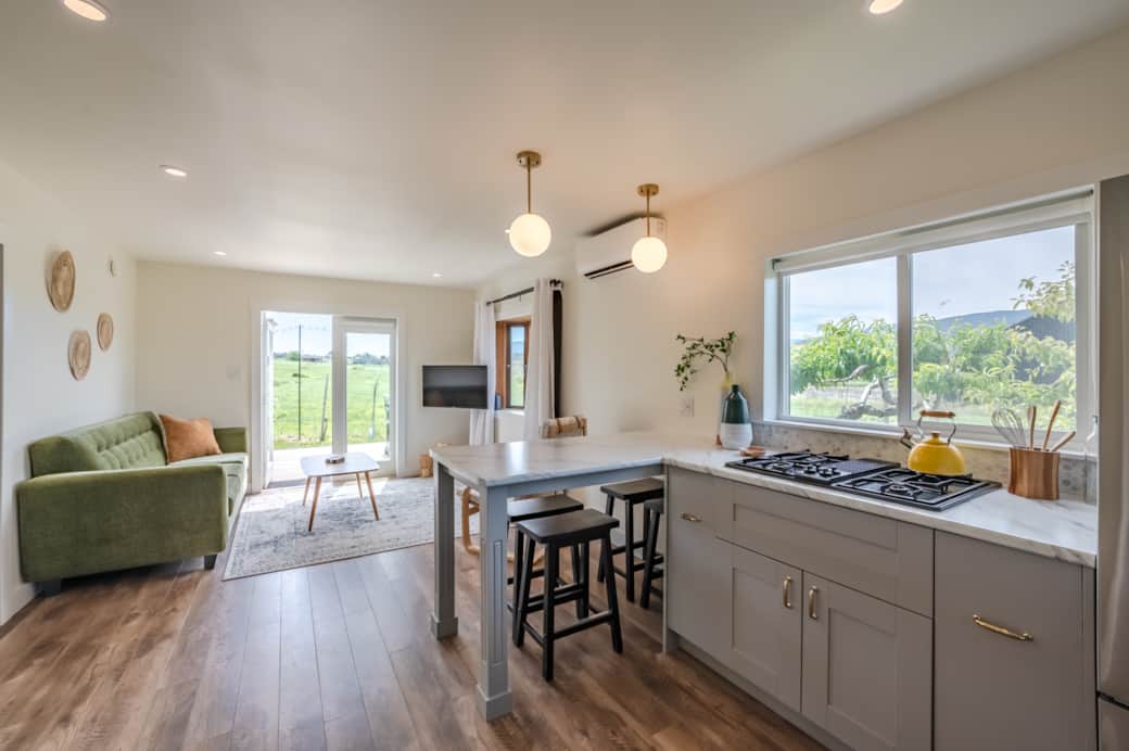 Kitchen & Living Room