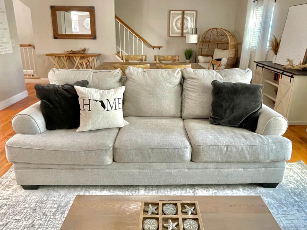 Queen Pull Out Couch