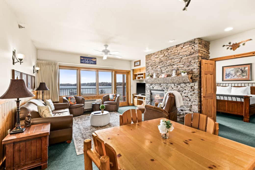 Moder Indoor comfort, outdoor beauty—seamlessly connected