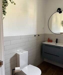 Bathroom (La Chata)