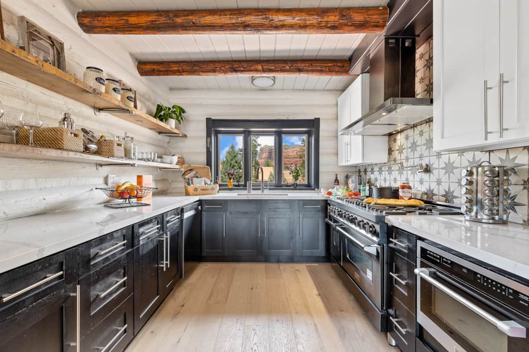 Fully Equipped Chefs Kitchen Fully Equipped Chefs Kitchen