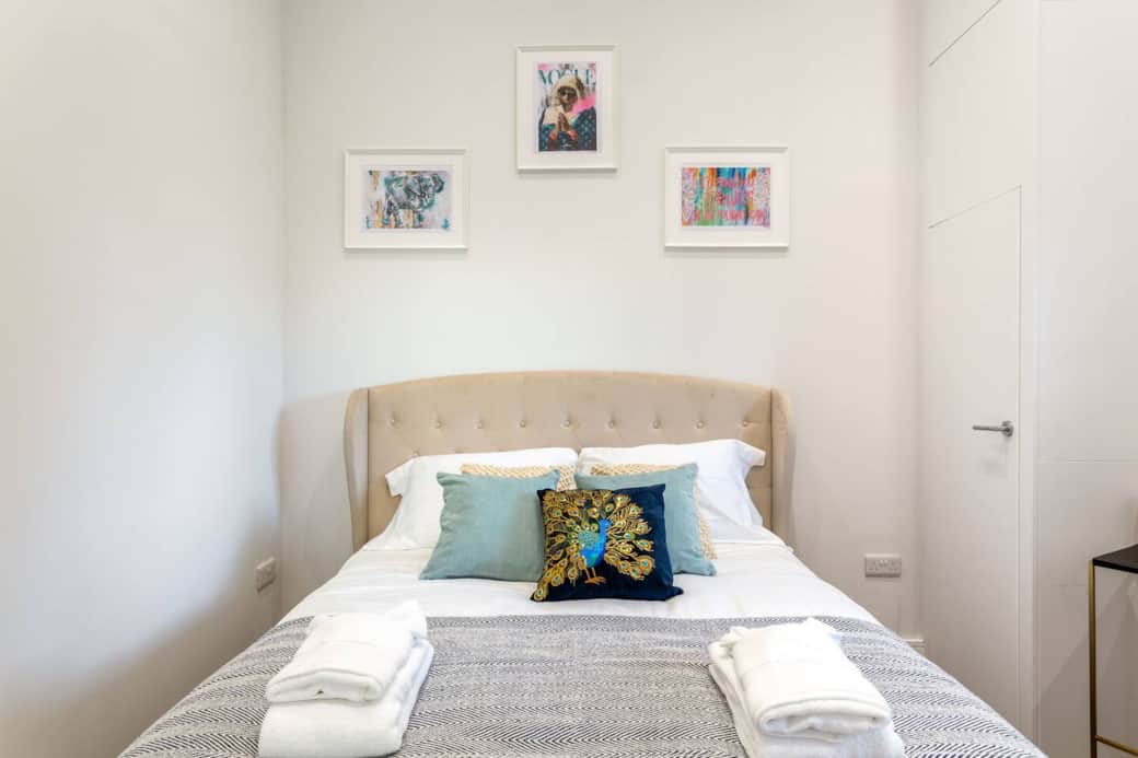 Kingsized bed 
