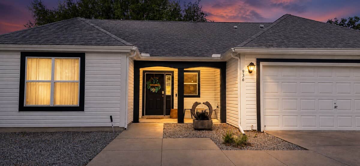 Charming and inviting, this home welcomes you from the moment you arrive. As evening settles in, the warm glow from the front porch creates the perfect first impression—a comfortable place to relax and enjoy the laid-back Florida lifestyle.