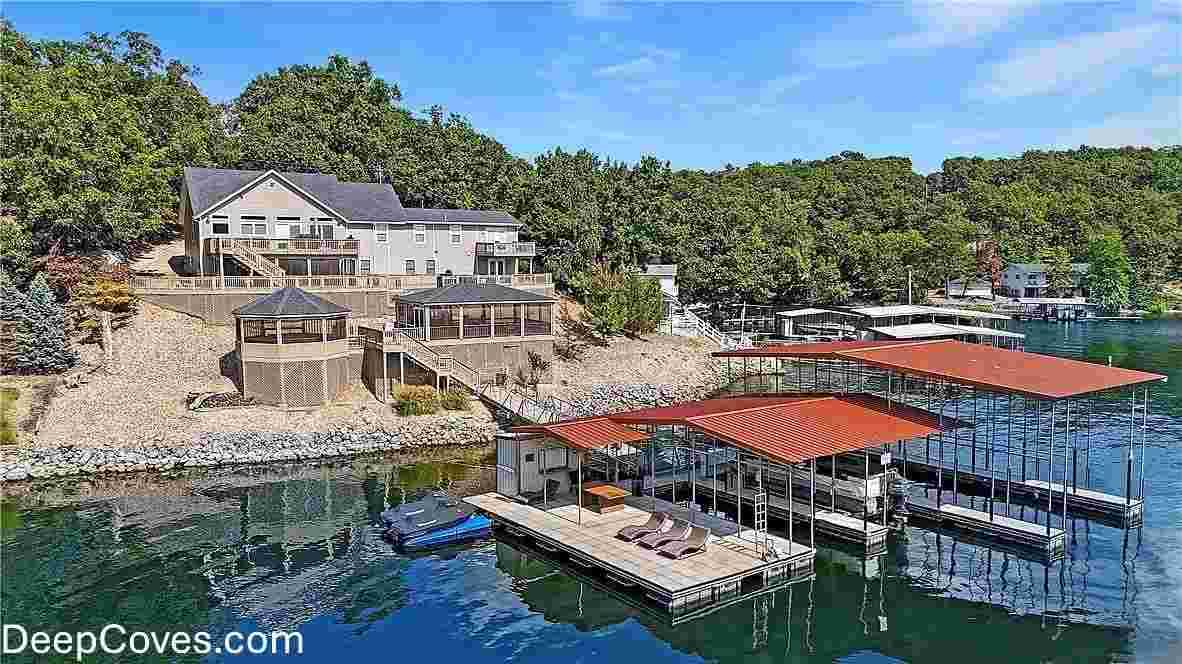 House and Dock Drone M.JPG