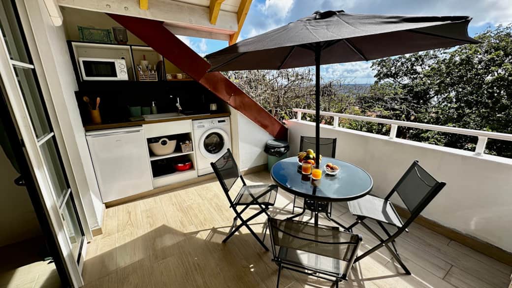Terrasse vue mer 3 Ti kaz Coco Passion - PIERRE & VACANCES Sainte Anne Guadeloupe - Conciergerie SHI Terrasse vue mer 3 Ti kaz Coco Passion - PIERRE & VACANCES Sainte Anne Guadeloupe - Conciergerie SHI