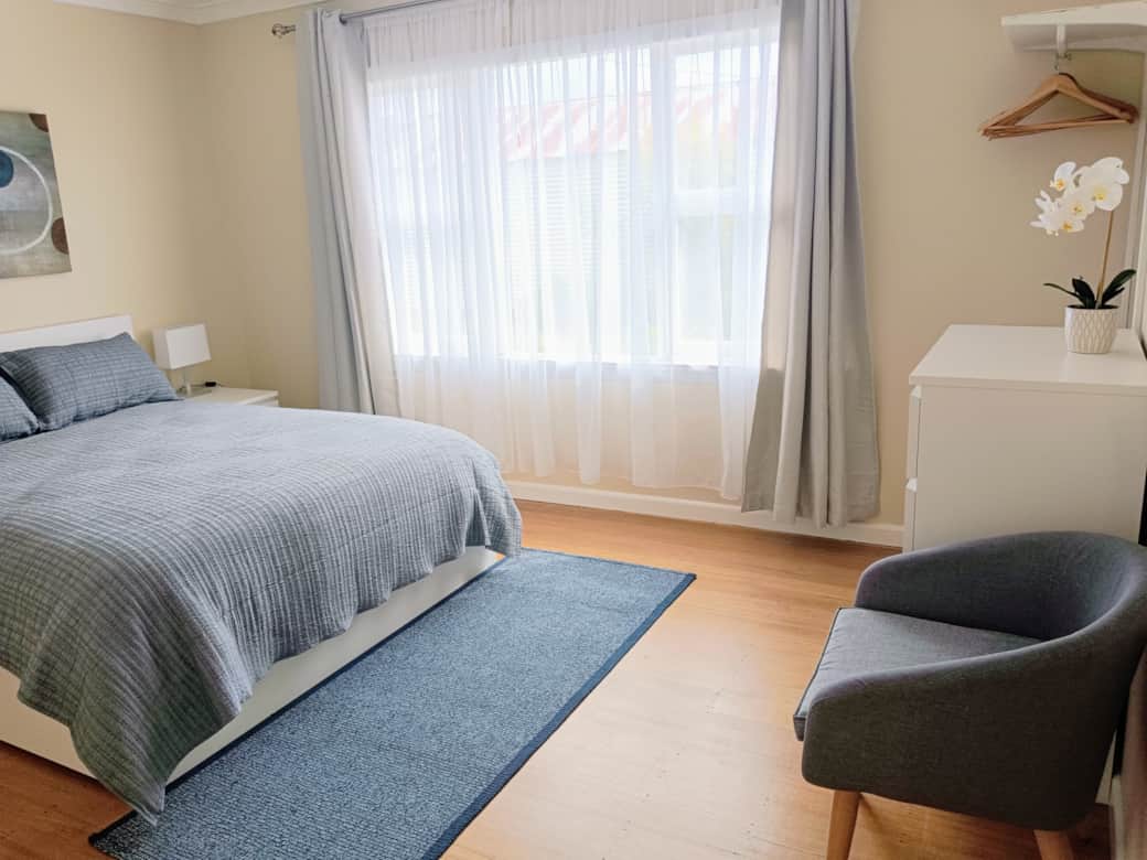 Bedroom 1 Queen