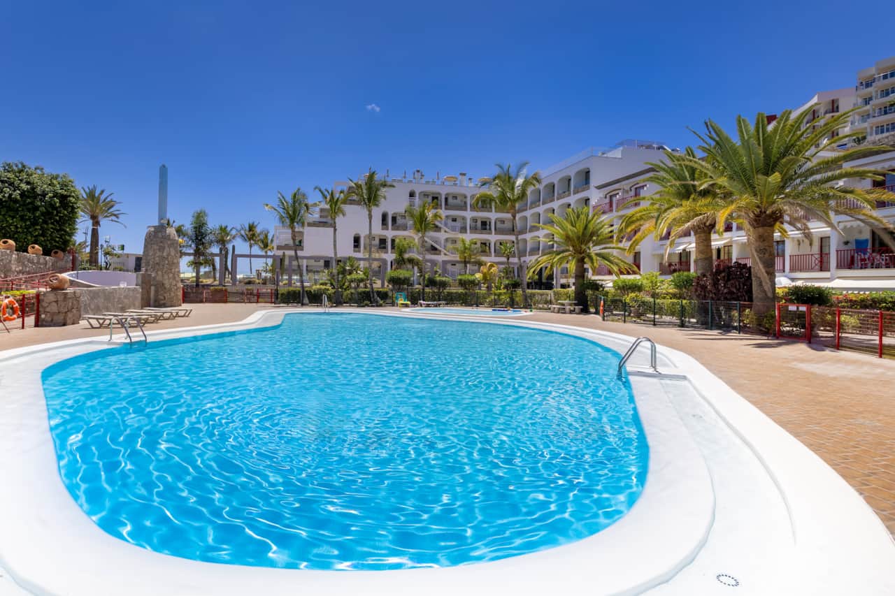 Vacacia Ocean Breeze 24 pools 1