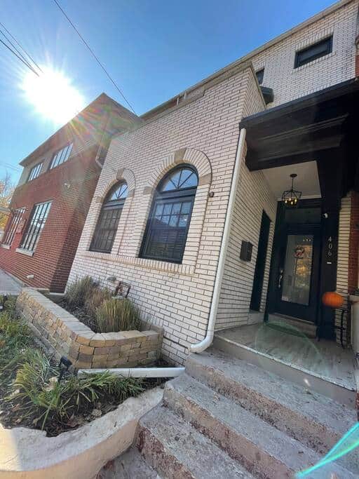 DUKE STREET ROW-HOME - LANCASTER'S HISTORIC DISTRICT