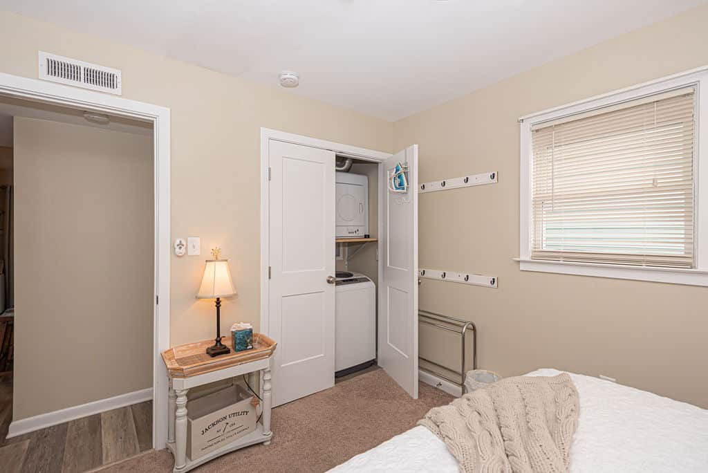 Laundry in Queen bedroom