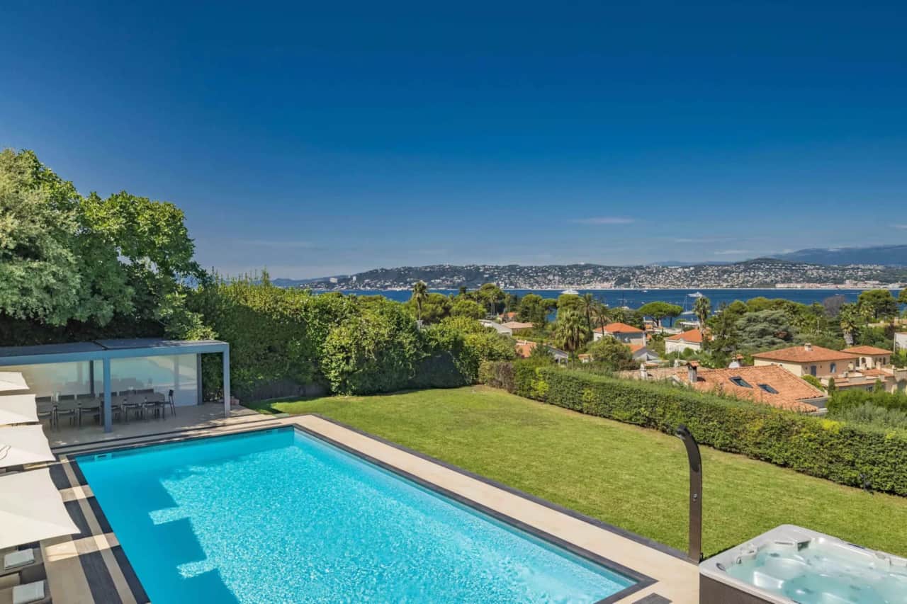 6